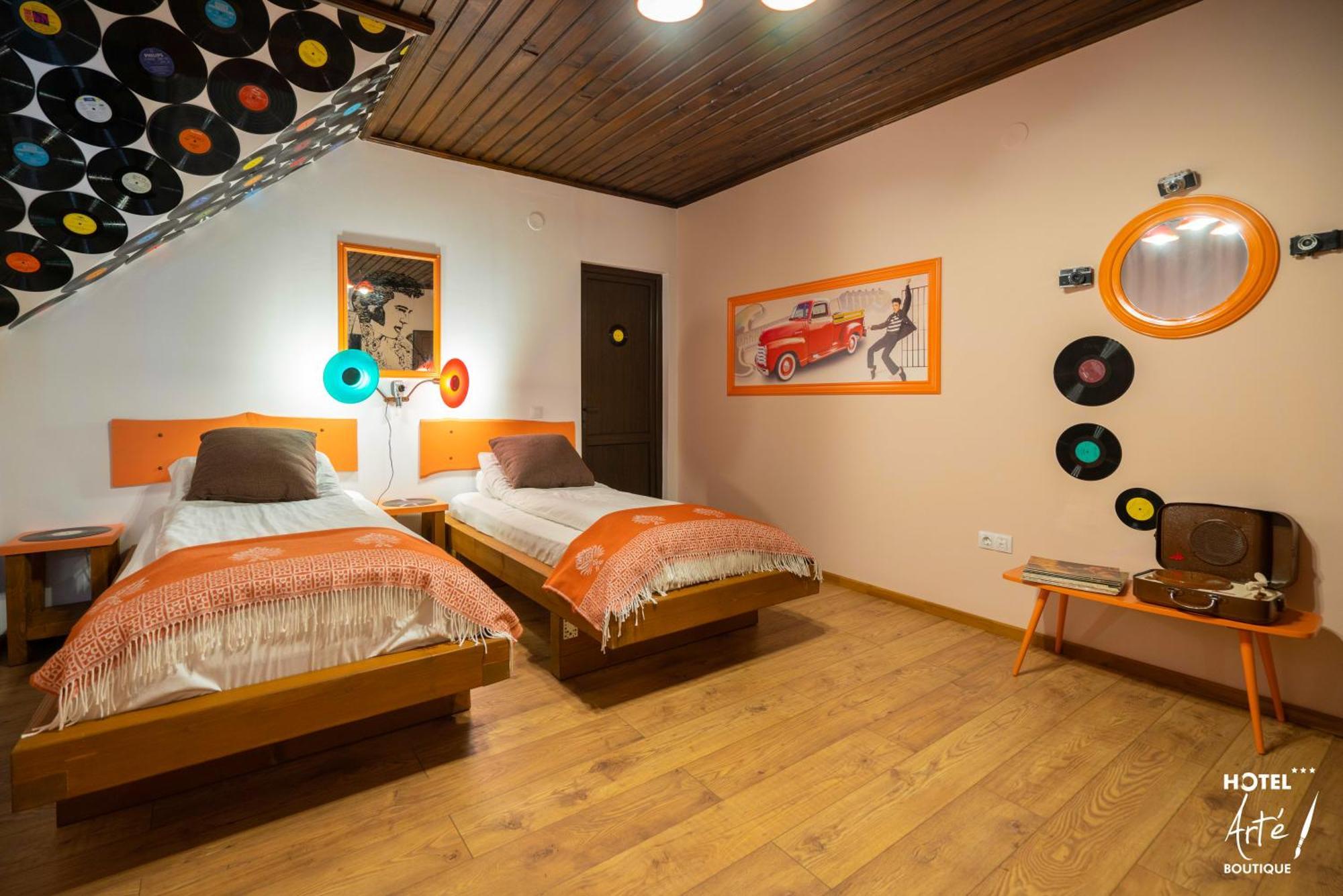 Art'E Boutique Rooms BaileTusnad Ngoại thất bức ảnh