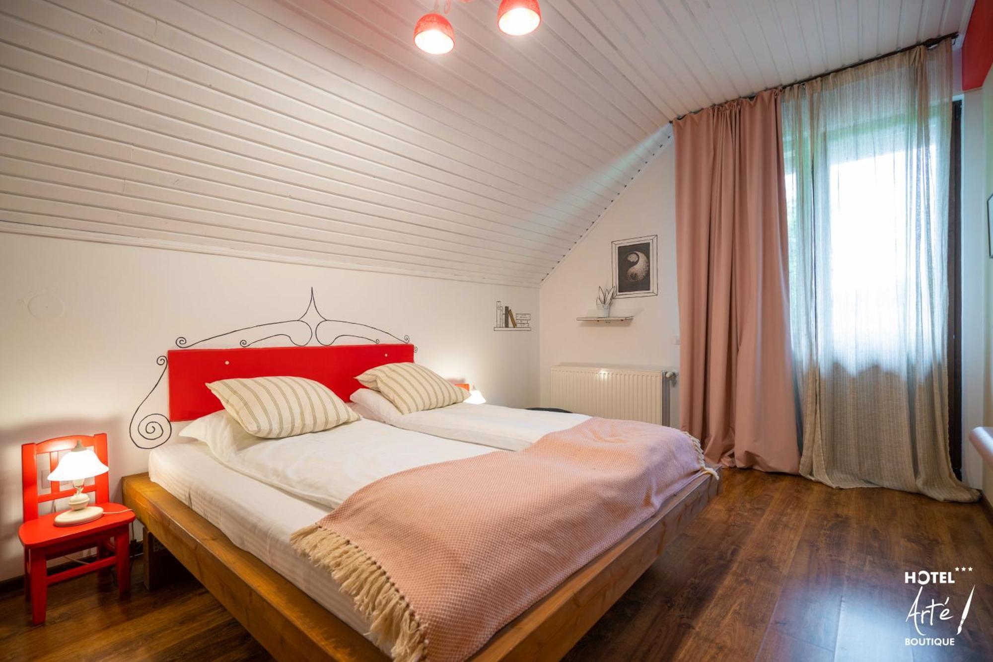 Art'E Boutique Rooms BaileTusnad Ngoại thất bức ảnh